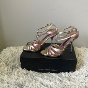 COPY - COPY - Steve Madden pink and grey sandals size 6